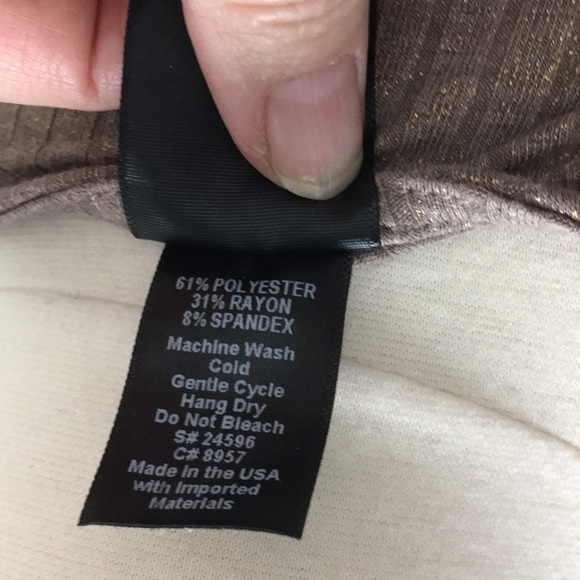 Agnes and Dora bronze tee - Picture 3 of 3